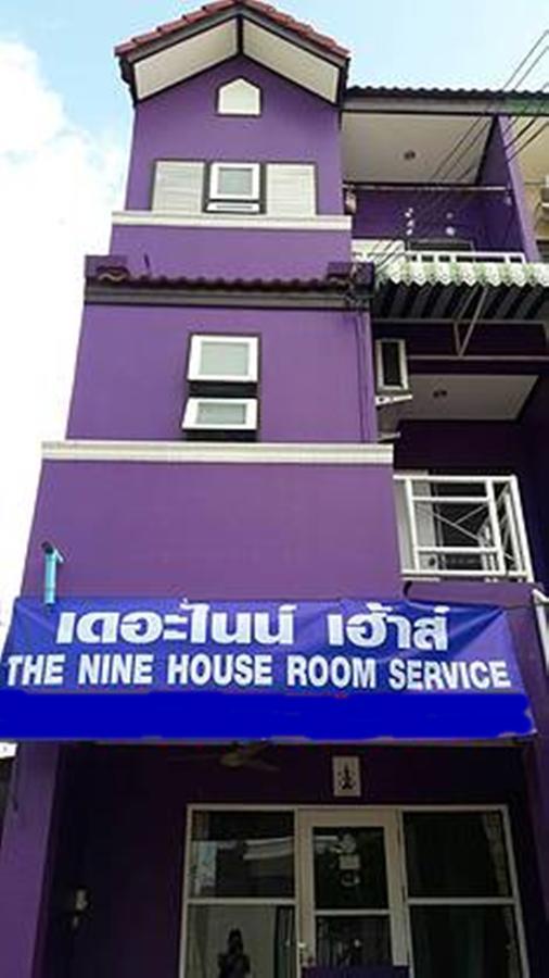 The Nine House Hostel Bangkok Exterior photo